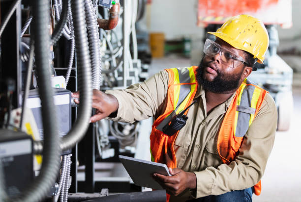 Best Best Electricians Near Me  in Tipton, CA